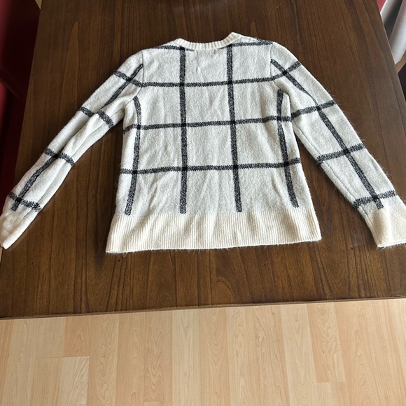 Old Navy Windowpane Sweater - Size Medium - Picture 3 of 5